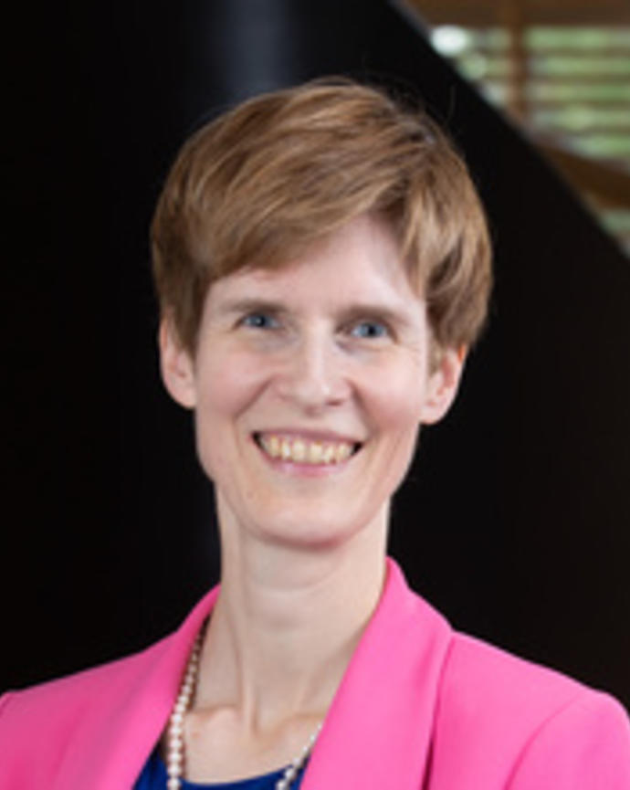 Karen Thornber's headshot.